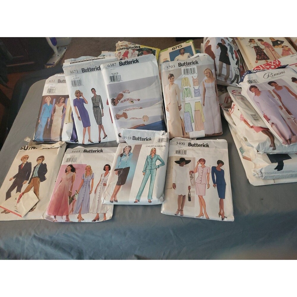 75 + Vtg SEWING PATTERNS MCCALL’S SIMPLICITY BUTTERICK VOGUE NEW LOOK SEE & SEW - Picture 4 of 14